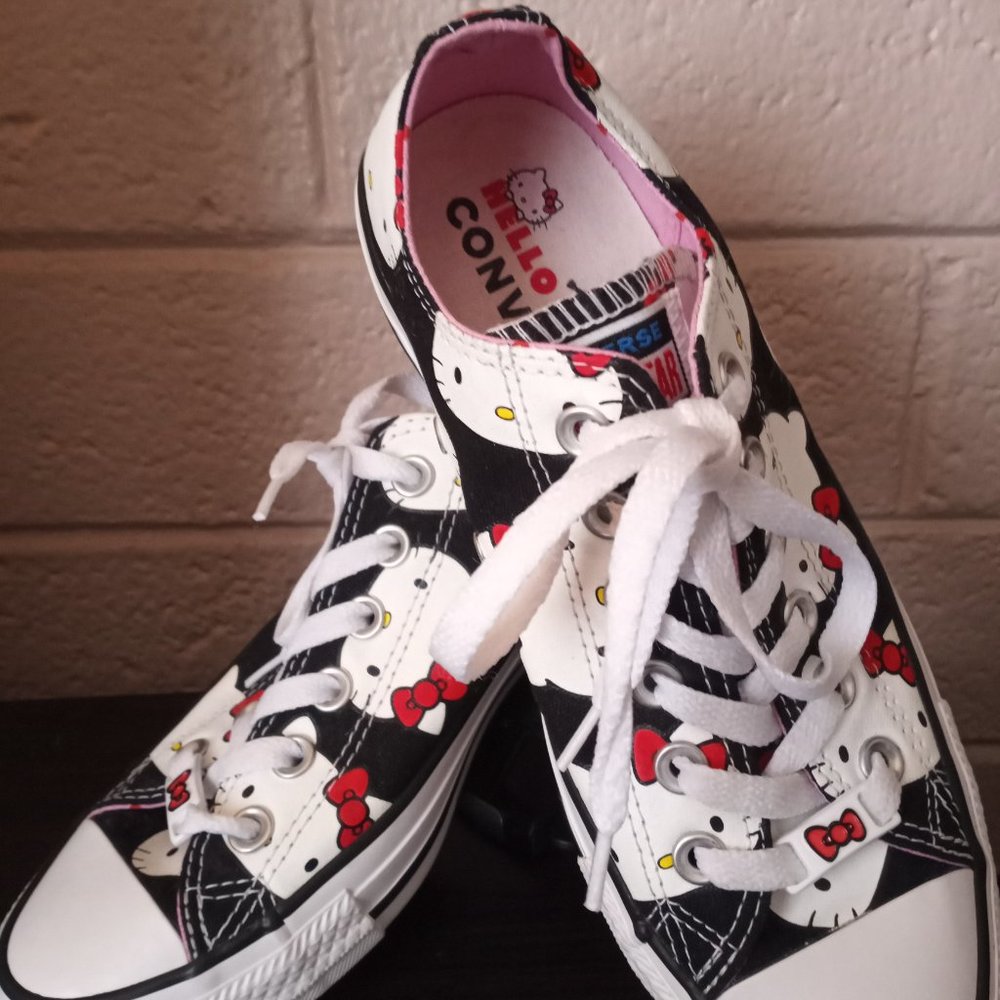 Converse Chuck Taylor All Star OX Hello Kitty Black